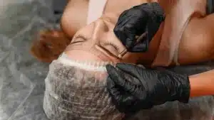 Stylizacja brwi i rzęs w Warszawie