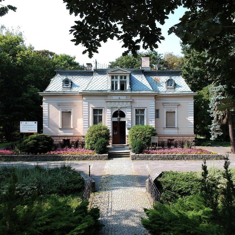 Wystawa „Gabinet Pisarza Pawła Hulki-Laskowskiego”