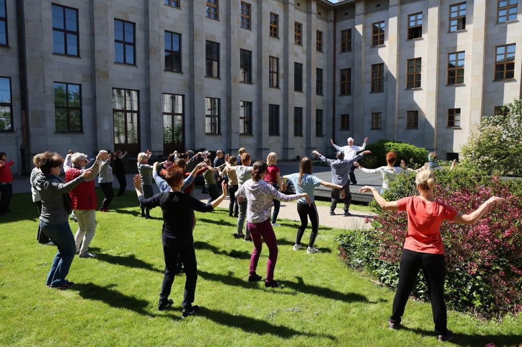 Qigong w muzeum – prozdrowotne ćwiczenia dla każdego