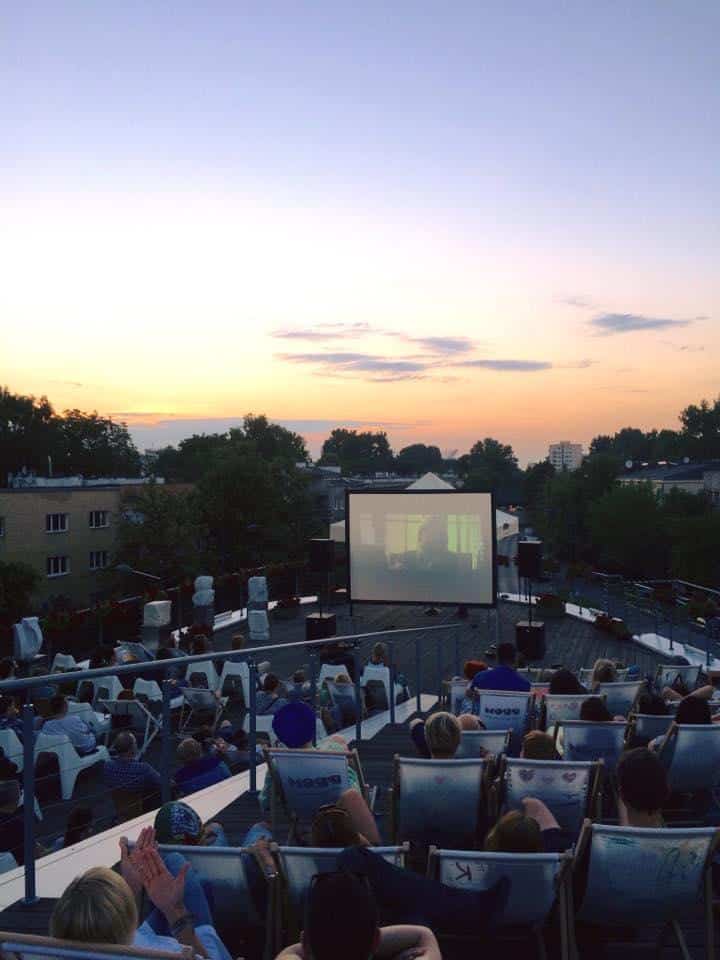 Kulturalne Dachowanie / Kino Kępa na Dachu