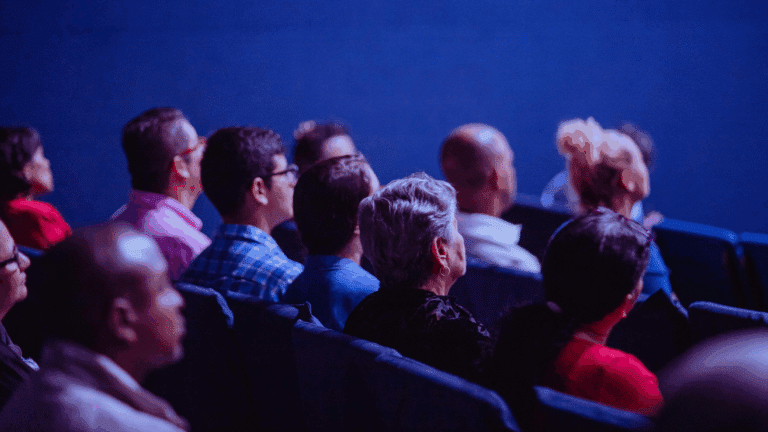 Dlaczego warto odwiedzać kina studyjne w Warszawie?